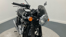 Triumph Bonneville T120 Jet Black